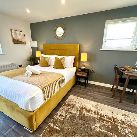 A Cozy Hideaway With Balcony - Close To Beach Bournemouth Ngoại thất bức ảnh