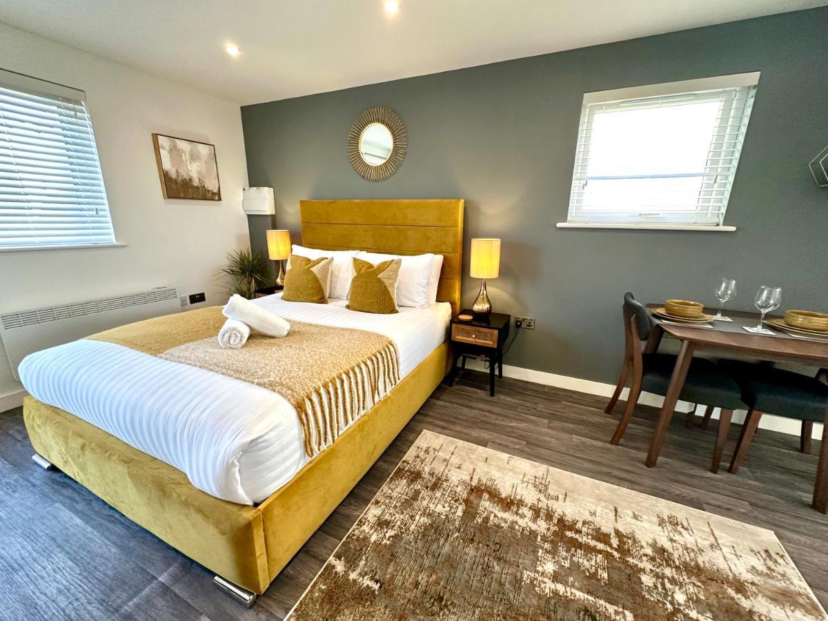 A Cozy Hideaway With Balcony - Close To Beach Bournemouth Ngoại thất bức ảnh